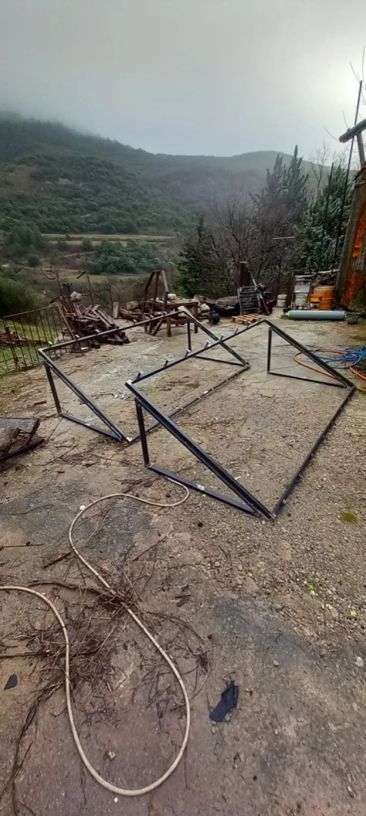 Supports pour panneaux solaires — vue principale